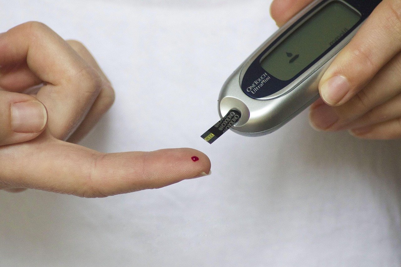 Glucometer for home blood sugar testing